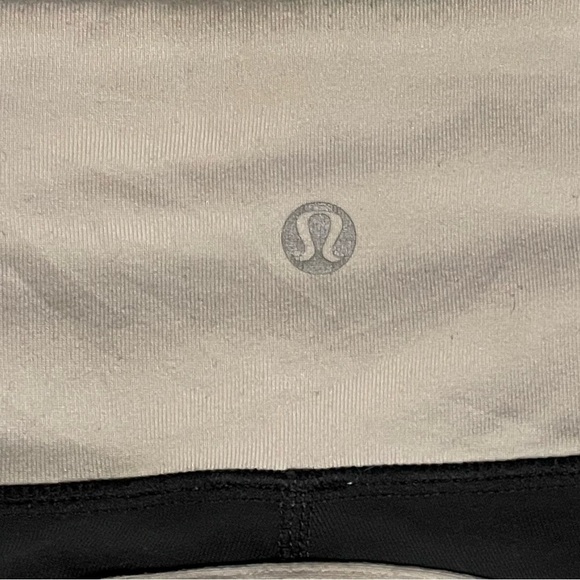 Lululemon Athletica Black Gray Crop Leggings Size 6 - Picture 6 of 9